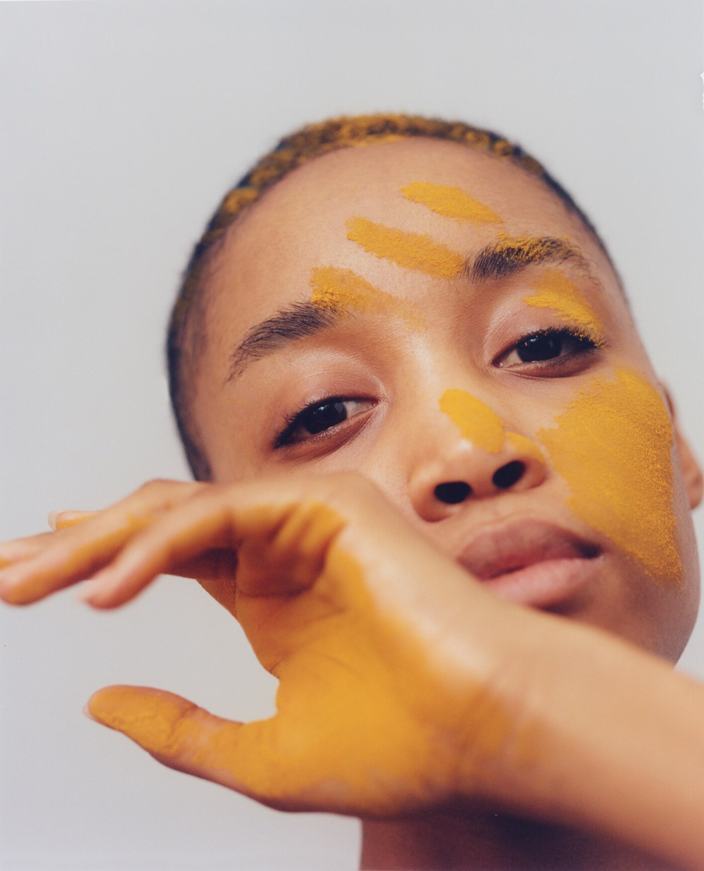 Dazed Beauty Paginton Cofone Ingram