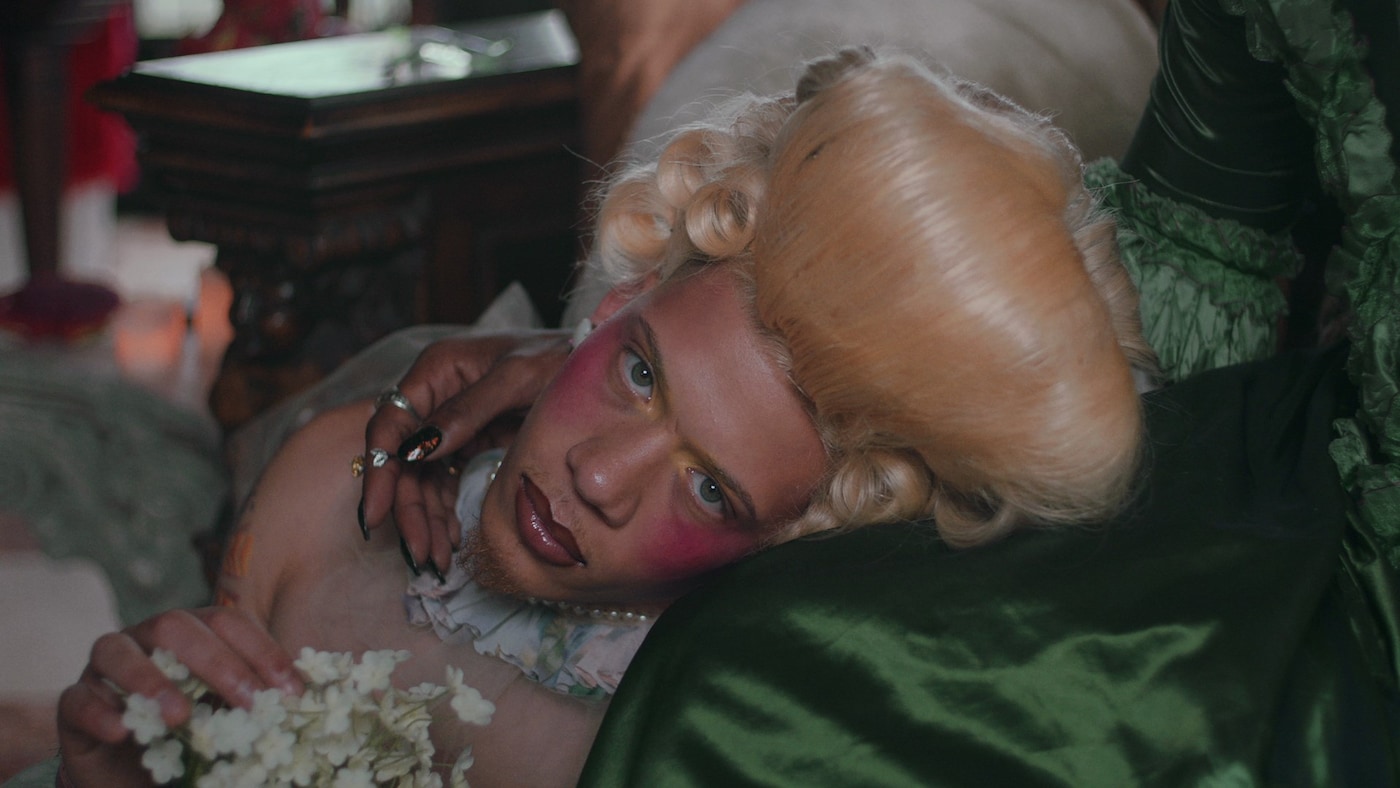 Blood Orange's Benzo video