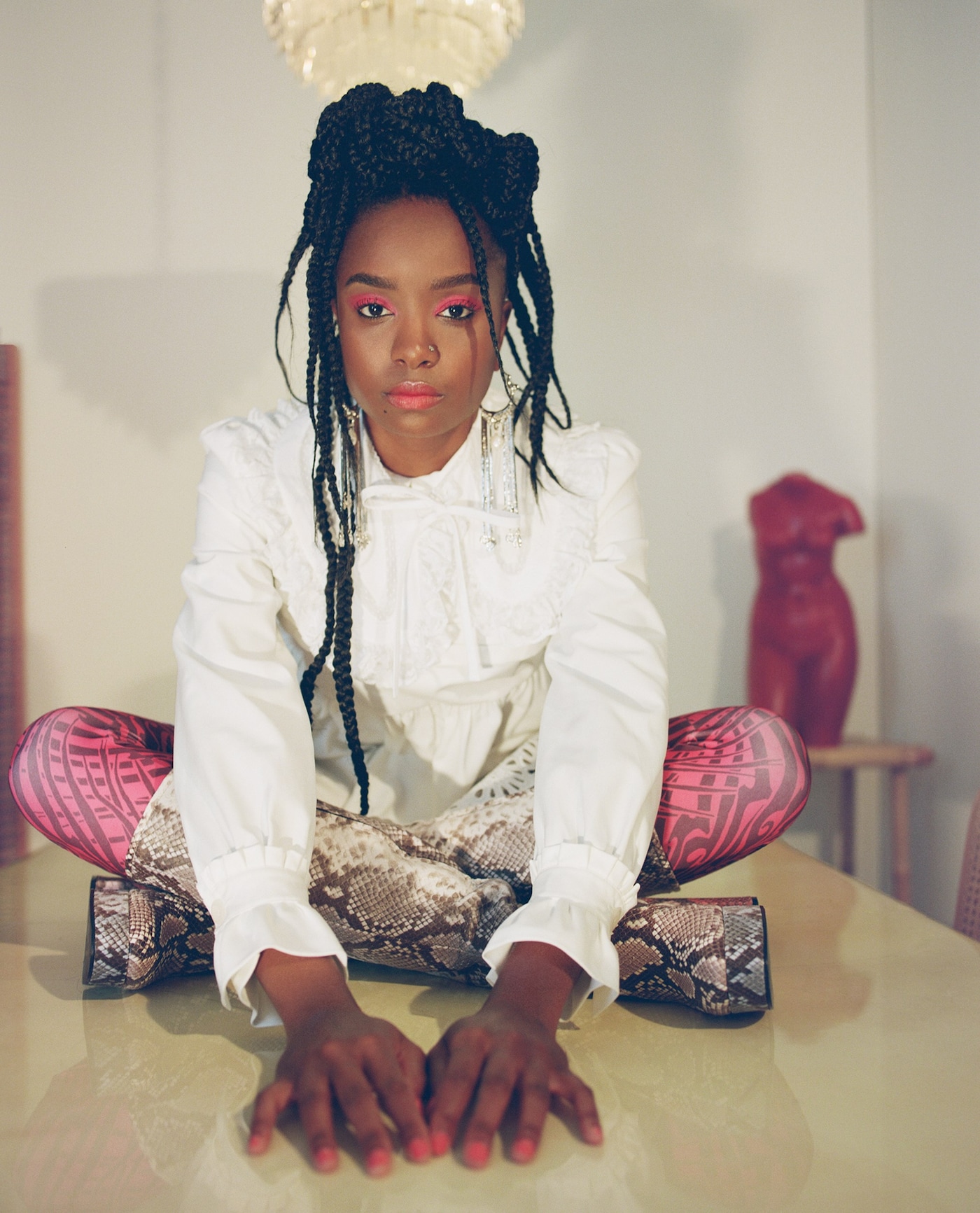 KiKi Layne – summer 2019 3