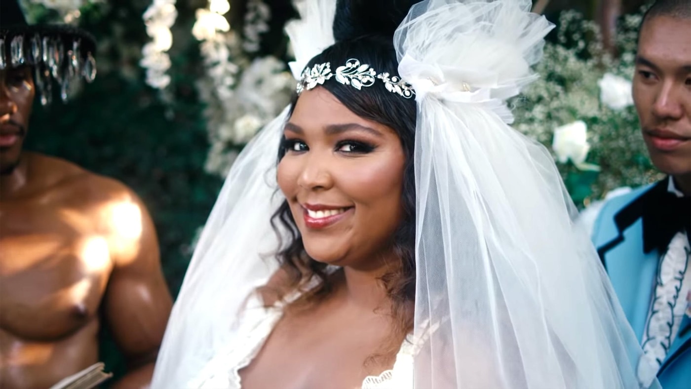 Lizzo wants to trademark ‘100% That Bitch’, Truth Hurts