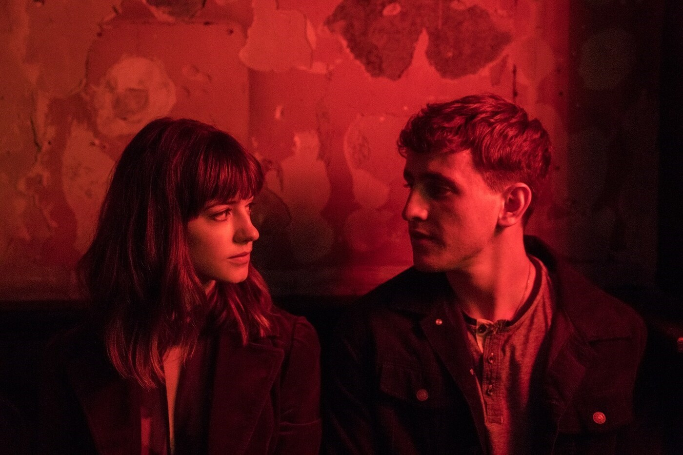 Daisy Edgar-Jones and Paul Mescal, Normal People