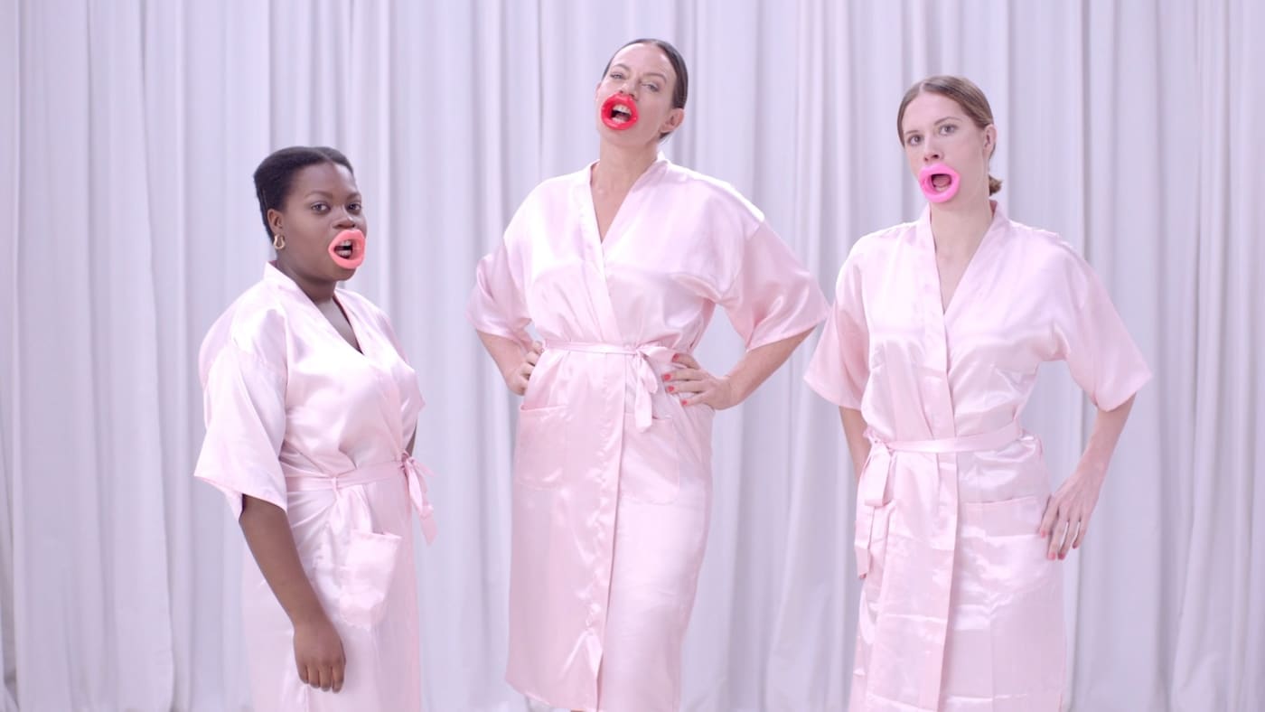 BEAUTY IS LIFE STILL 3