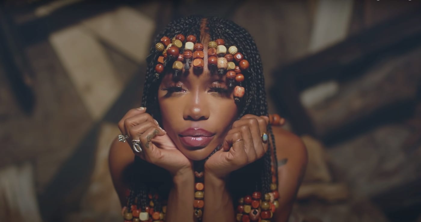 SZA in the video for Hit Different