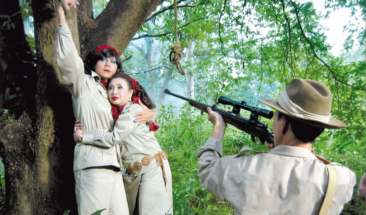 THE ADVENTURES OF IRON PUSSY (2003)