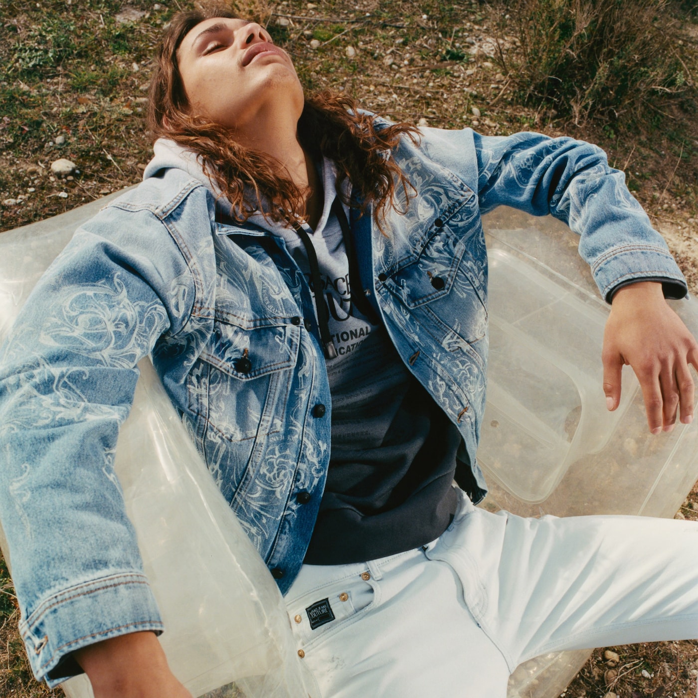 VJC_SS22_2520x2520_NOLOGO_15