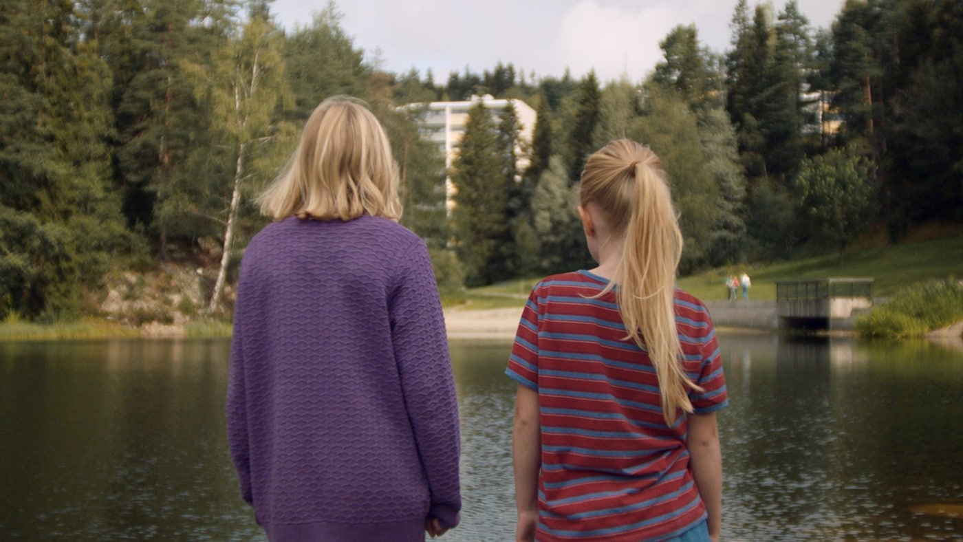 Rakel Lenora Fløttum in The Innocents (Signature E