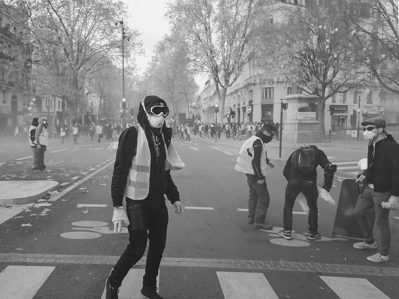 1597px-Violent_Riots_in_France_2018_Yellow_Vests_(