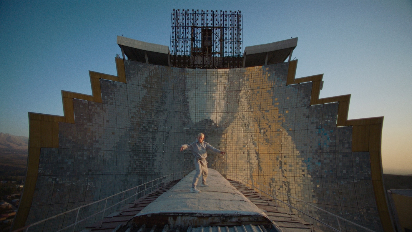 Nur Casadevall, Grey (2022) 