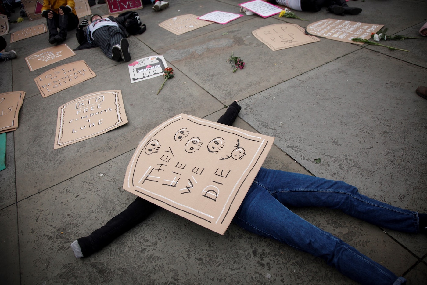 Die In AIDS World Day London