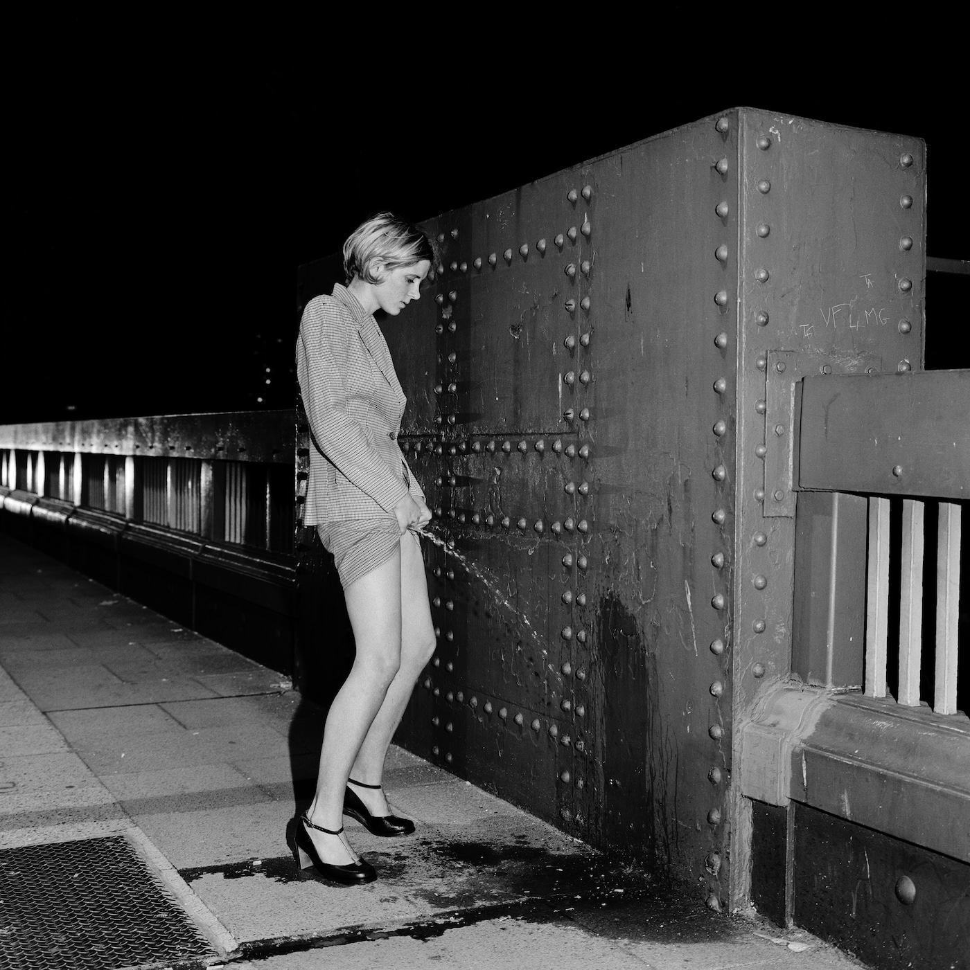 Sophy Rickett, Pissing Women, photos, feminist art activism