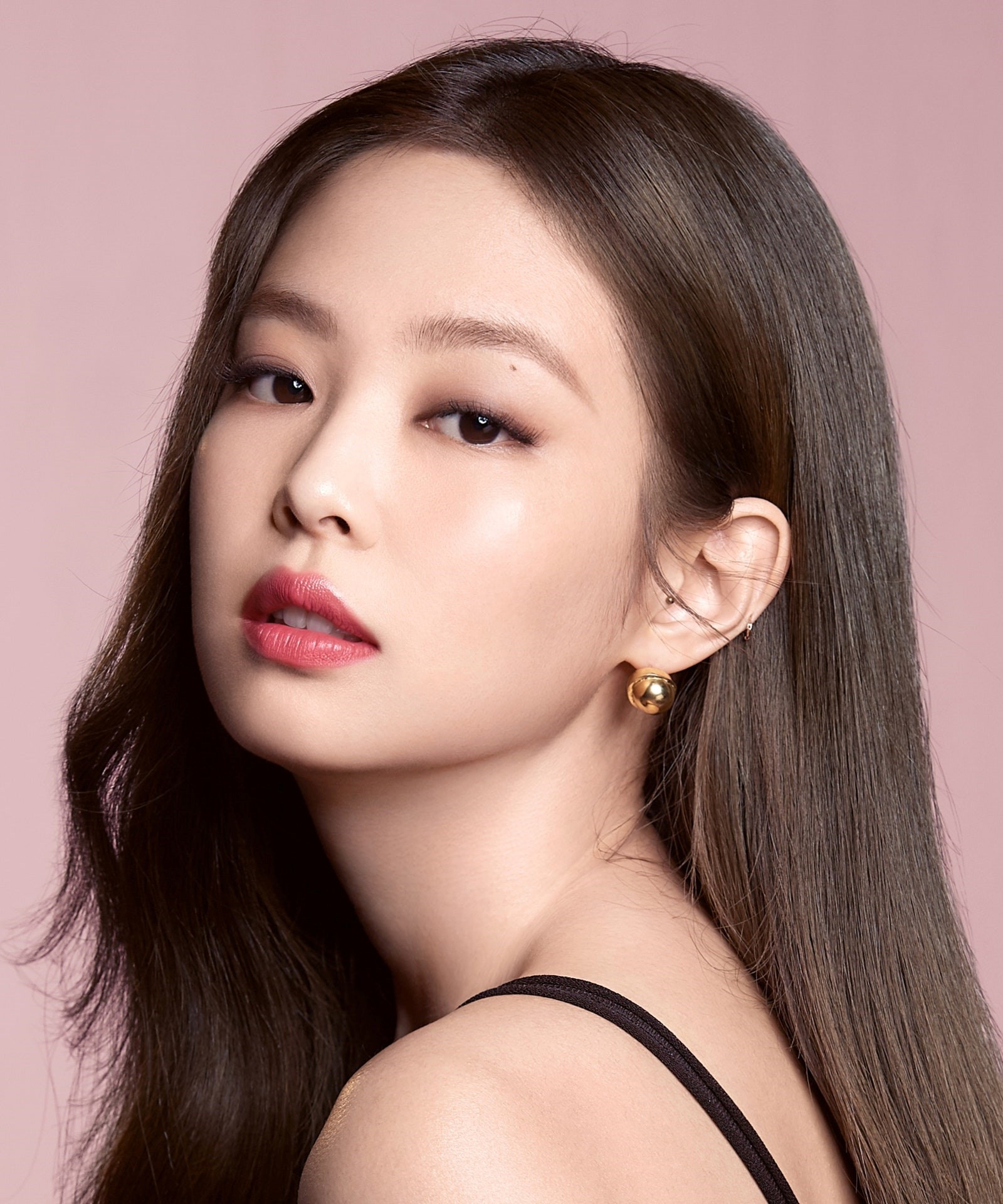 How to buy Jennie from BLACKPINK's favourite Korean beauty brand Hera |  Dazed