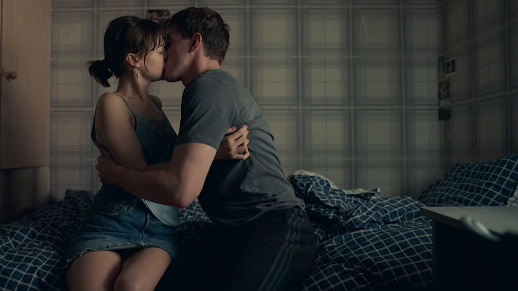 Personal effects movie sex scene