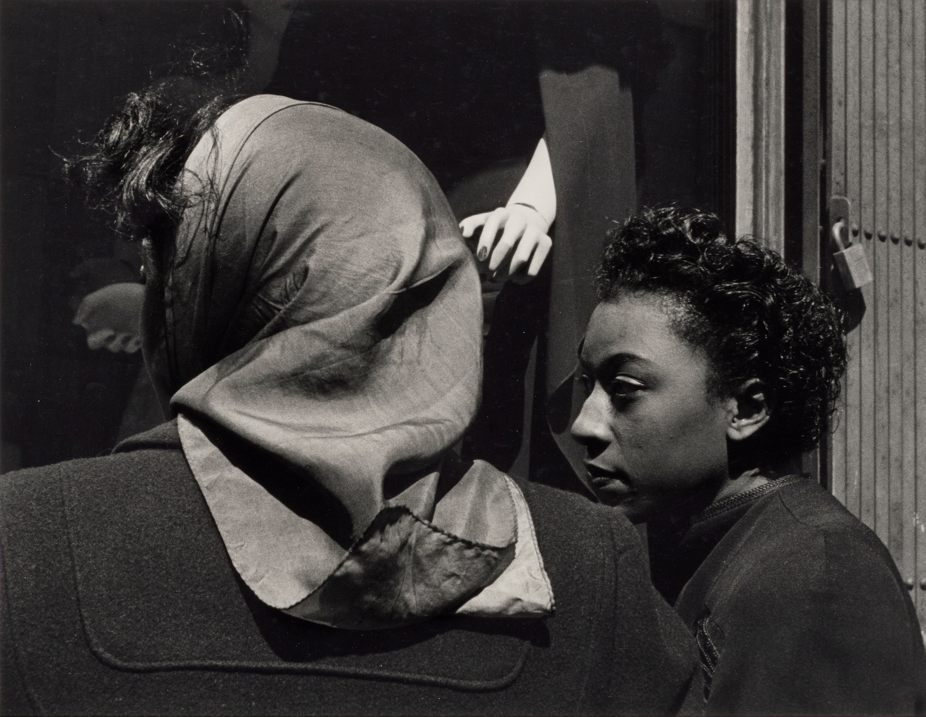 【写真集】 　Roy DeCarava： A RETROSPECTIVE 写真集】 Roy DeCarava： A RETROSPECTIVE 【公式通販】