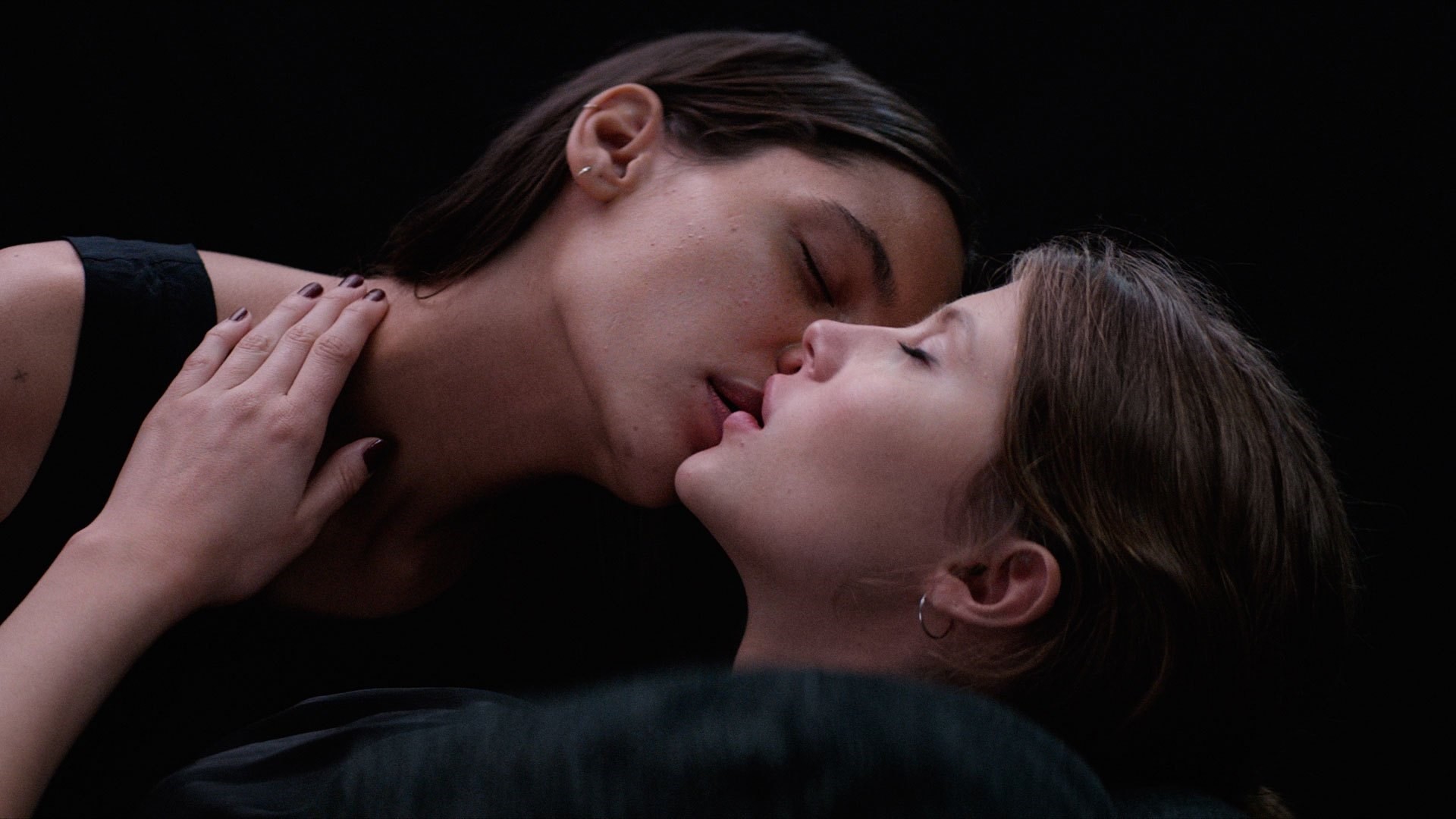 The horror film about lesbian love, wild powers and sexuality Dazed