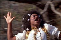 The Brief History of Wearing Flowers in your Hair 1