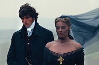 Wuthering-Heights-Movie-2026-Margot-Robbie-and-Jac
