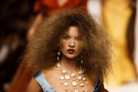 Kate Moss beauty looks 9