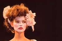 Kate Moss beauty looks 12