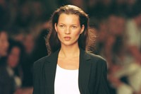 Kate Moss catwalk moments 11