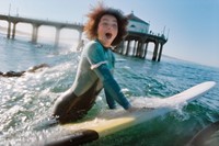 Gabriella Angotti-Jones, I Just Wanna Surf (2022) 2
