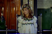 The Brief History of Wearing Flowers in your Hair 0