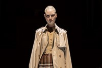 Burberry AW22 collection by Riccardo Tisci 4