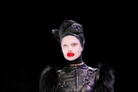 Beauty at Alexander McQueen AW09 12
