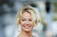 In pictures: The beauty evolution of Pamela Anderson 25