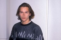 River Phoenix fashion style outfits grunge 90s 6