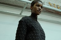 Iris Van Herpen AW15 Dazed backstage womenswear black knit 6