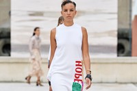 Chlo&#233; SS21 Natacha Ramsay-Levi 3 Phoebe Collings-James pfw 1