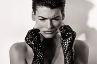 Linda Evangelista cult fashion moments 90s runway 1