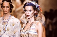 Kate Moss catwalk moments 20