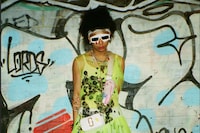 El Hogg, Gates of El 13