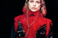 Alexander McQueen AW17 womenswear paris dazed 10