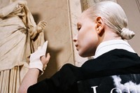 Off-White x Mus&#233;e du Louvre Virgil Abloh 2 1