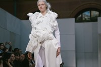 Comme des Garcons SS19 rei kawakubo pfw paris 2