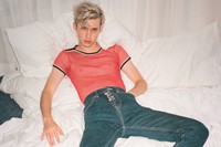 Troye Sivan: spring 2018 7