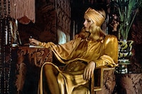 Twiggy in Biba &#169;Justin De Villeneuve_Iconic Images 0