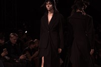 Yohji Yamamoto SS17 PFW Womenswear Dazed 19