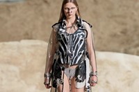 Burberry menswear SS22 collection by Riccardo Tisci 17