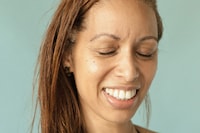 Sophie Mayanne, Behind Our Scars