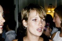 Kate Moss beauty looks 23