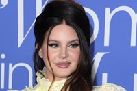 Lana del Rey’s beauty evolution 20