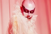 Russian drag queen Lorina Rey is breaking down boundaries 0