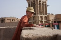 Tilda Swinton in Dubai by Amanda Harlech (6) 5