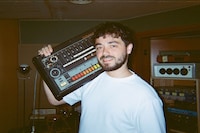 Dom-press-2---Stan-Sorrell