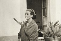 Frida smoking at Casa Azul (1930) 5