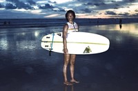 Gabriella Angotti-Jones, I Just Wanna Surf (2022) 5