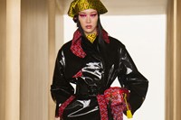 Versace AW21 womenswear menswear show 10